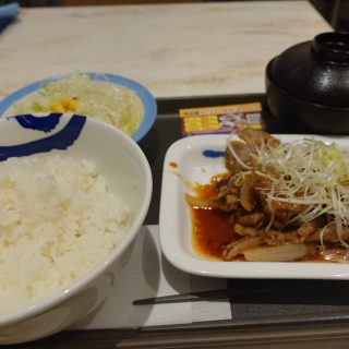 旨辛炒め定食